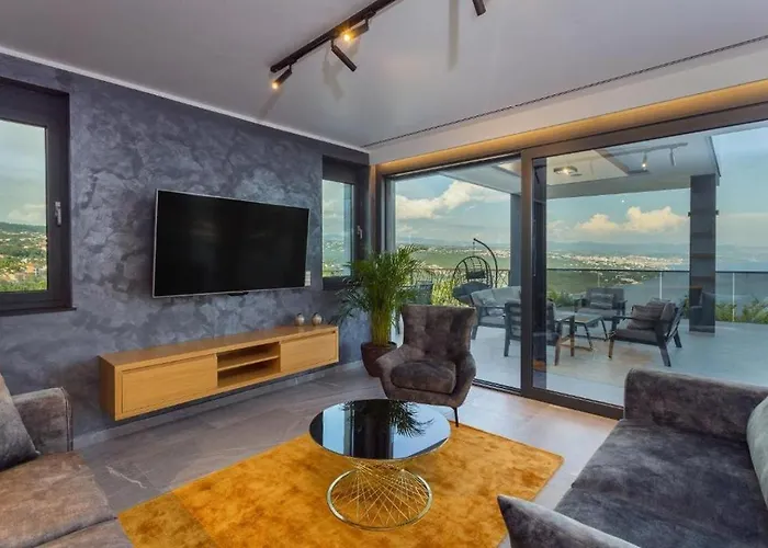 Titanium Villa Abbázia