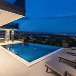 Titanium Villa *
